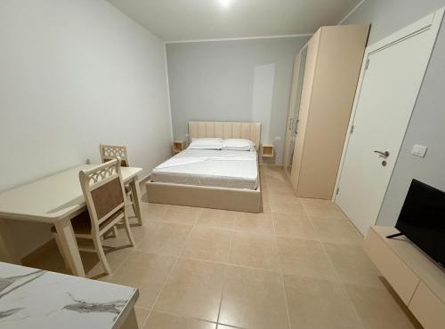EG Beach Apartments 104B