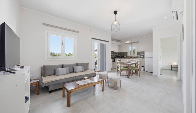 Elaia Pearl Apartment with Sea, Dune & Lake Views, Wi-Fi and Air Conditioning