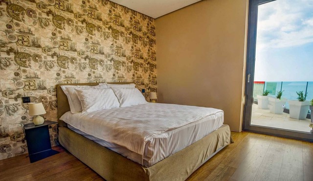 Elegant Villa Vidikovac A