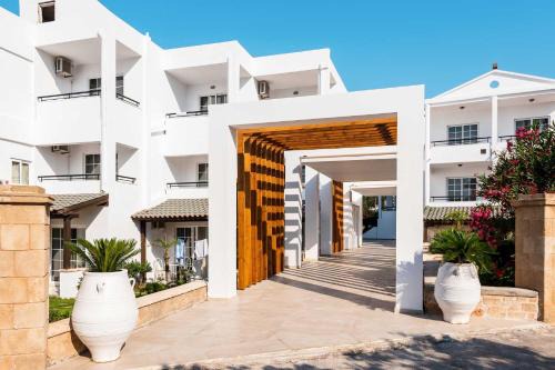 Elvita beach hotel
