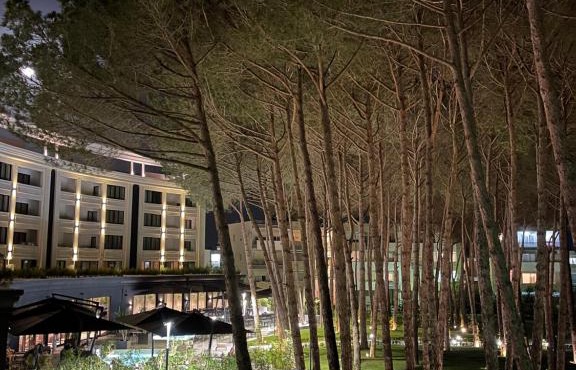 EME APARTMENTS - Kompleksi Lura 2 Gjiri i Lalzit