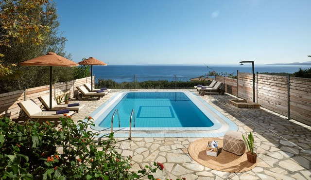 Emerald Superior Villa