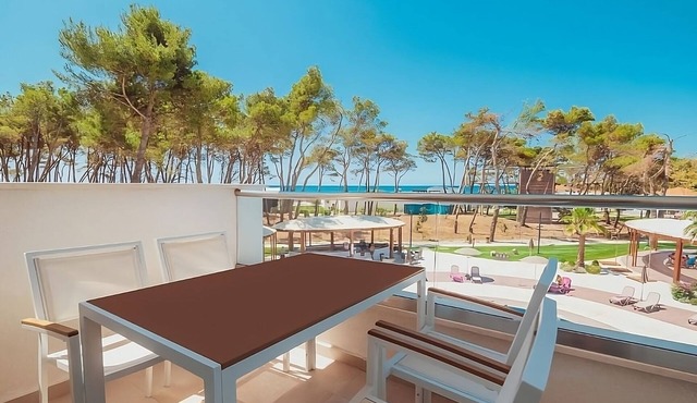 Enjoy a Hassle-Free and Suiting Stay! Suite w/Seaview, Onsite Swimming Pools!