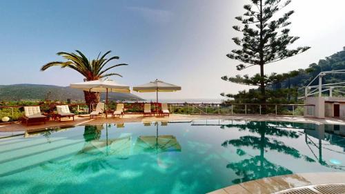 Epidavros Villas - Elia Garden Retreat with Shared Pool