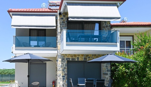 Estelle luxury living Premium Apartment in Paralia Dionisiou (301)