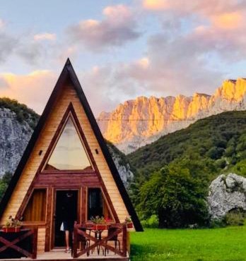 Etno Cottages Komarnica Authentic Peaceful Mountain Getaway