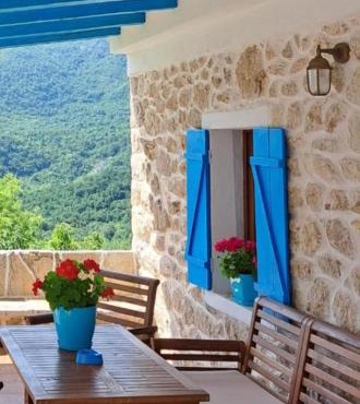 Etno house HAPPY VILLAGE