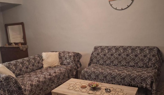 Eva's house