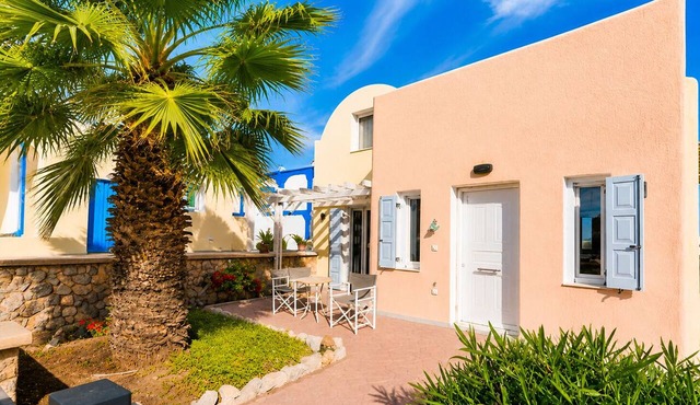 Family friendly house with sea view in Santorini in Σαντορίνη