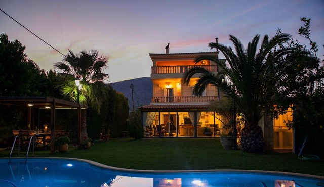 Family Villa Mythos With a Magnificent garden and Large Swimming Pool