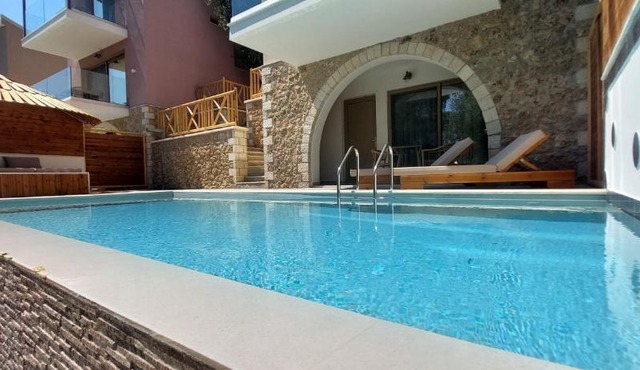 Filoxenia Olive Garden villas & suites private pools in Parga