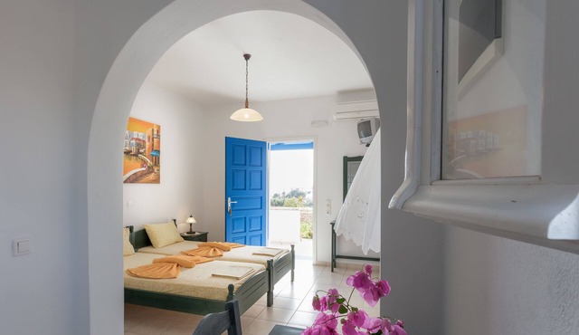 Firoa Studios in Naxos