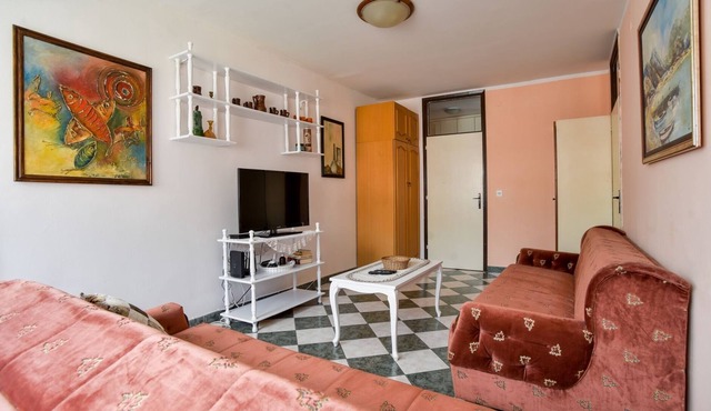 Flat 3 min to Beach w Terrace in Budva Old Town