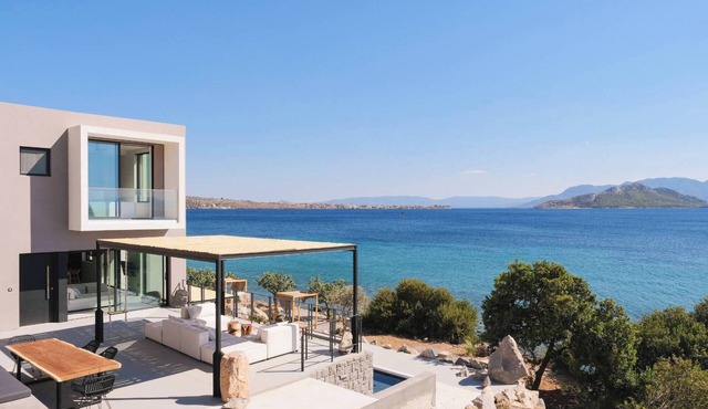Floating Cubes Villa Spa with private Jacuzzi