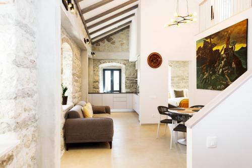 Galathea House