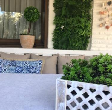 Garden House in Agia Paraskevi