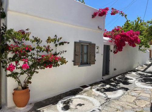 Garden Village House in Pythagorio-Hora, Samos Island in Chóra