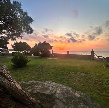 Genari Beach Apartments Sea and Garden view apartment