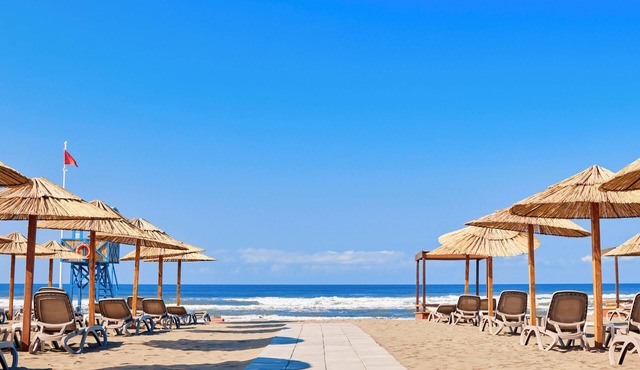 Get Ready for Blissful Getaway! 2BR Suite w/Seaview, Beachfront, Outdoor Pools!
