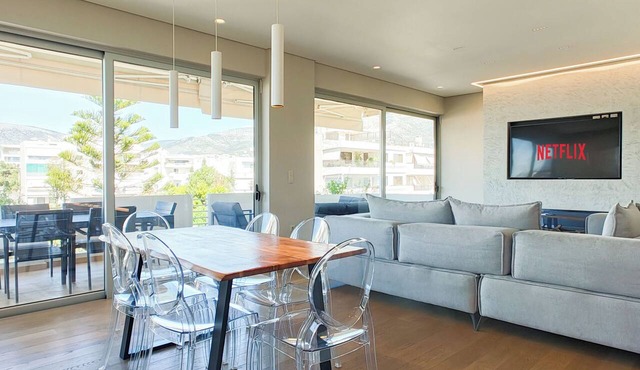 Grand Luxury Penthouse in Glyfada Center