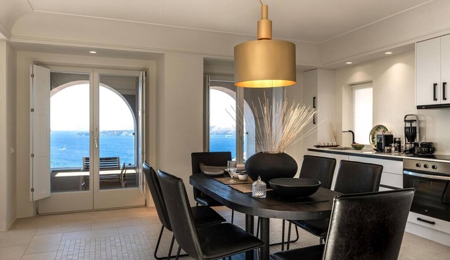 Grand Villa 2 with private heated pool in Santorini