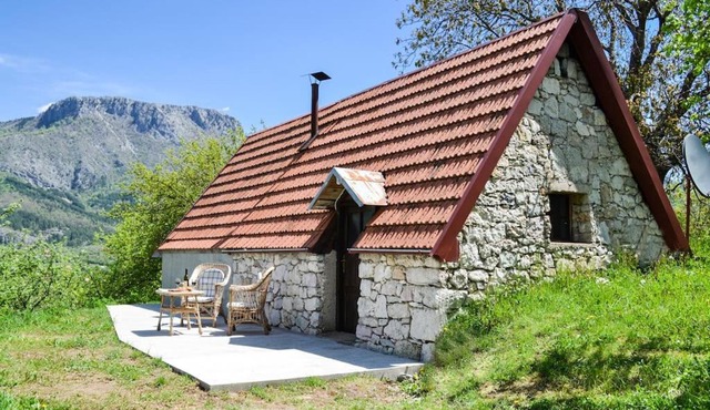 Grandma's Hut