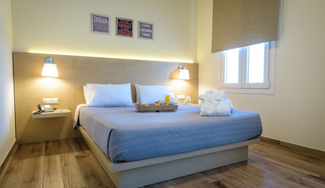 Grecian Castle Hotel
