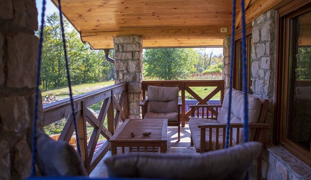 Green Acres 2-Bedroom Retreat