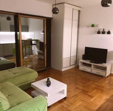 Green Apartment