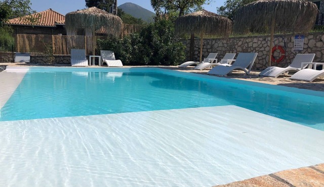 GreenVillage countryside Villa 20m from tavern & super market!