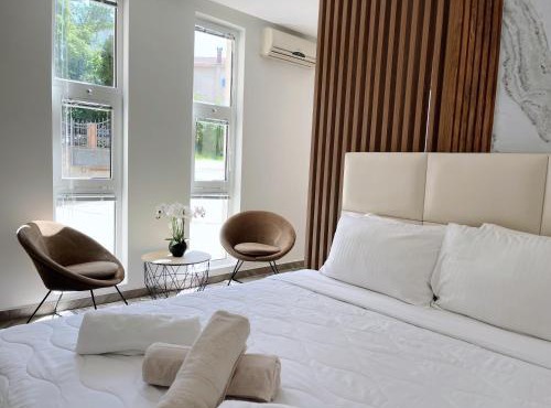 Guest House Koliqi - Hotel & Apartments