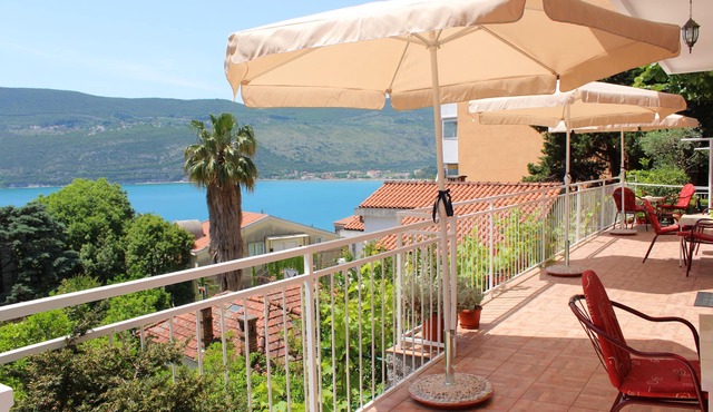 Guest House Tomanovic