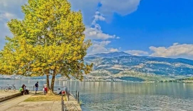 Hagiati GuestHouse - Triple Getaway inthe Castle Ioannina in Ioannina