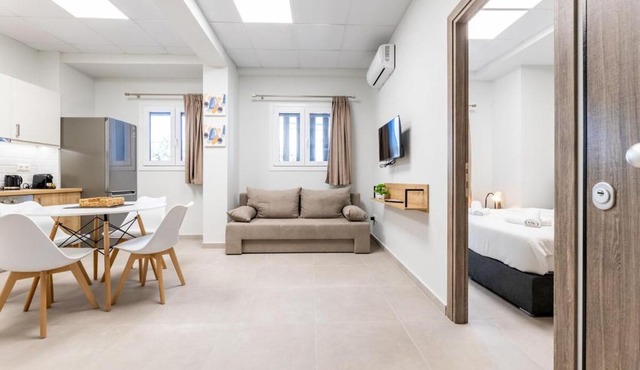 Harmony apartment in Nea Ionia in Athens
