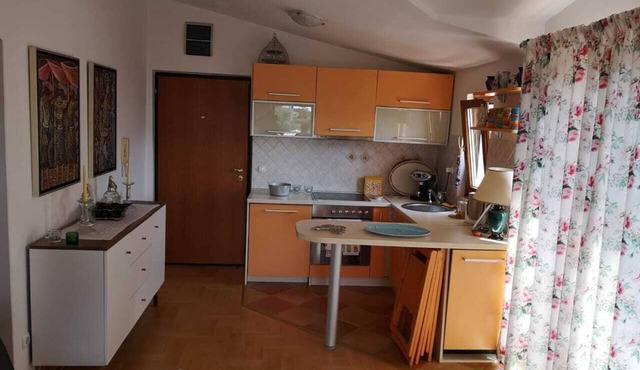 Holiday 1BR Apartment with Sea View in Budva