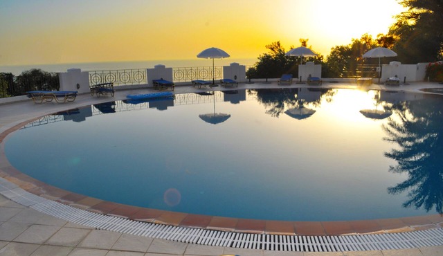 Holiday Apartments Maria with pool and Amazing view - Agios Gordios Beach