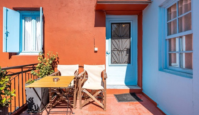 Holiday Home 'Katia's Home First Floor' with Shared Garden, Wi-Fi and Air Conditioning