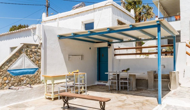 Holiday Home 'Porto Galinini' with Sea View, Wi-Fi and Air Conditioning