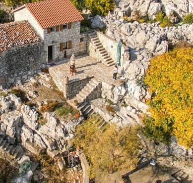 Holiday home Raduš in Virpazar