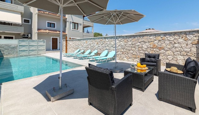 Holiday house Kremasti for 1 - 6 persons with 2 bedrooms - Holiday apartment in one or multi-family