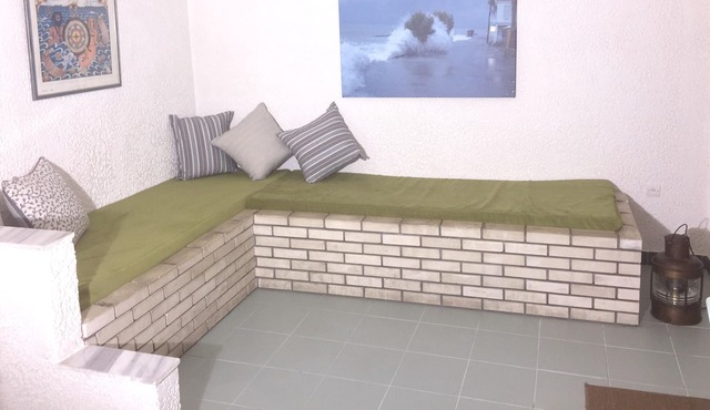Homerez - Beautiful apartment With sea view and garden in Akrogiali