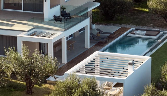 Hora Ionica Villa, 10,000m2 Green Wellness Retreat, By ThinkVilla in Koukounariá