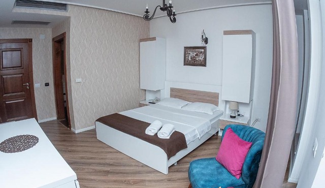 Hotel Apollonia in Gjakove