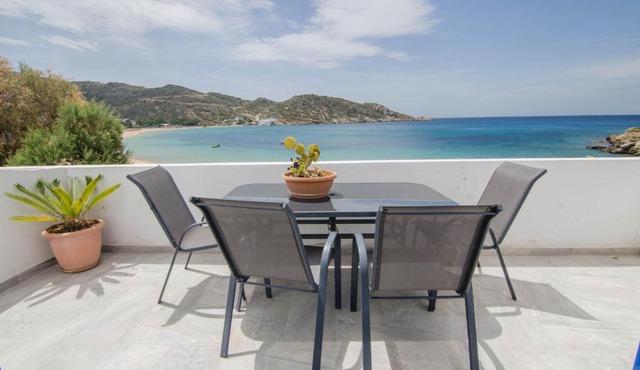 Hotel Delfini in Mylopotas