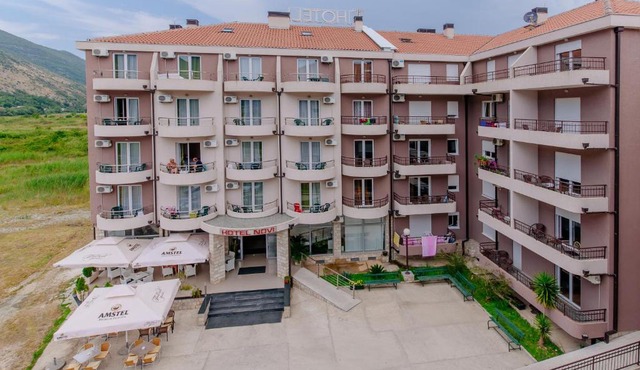 Hotel Novi