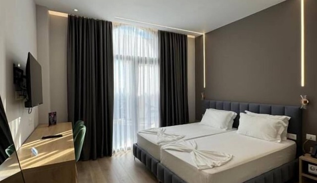 Hotel Panorama Elbasan in Labinot Fushë