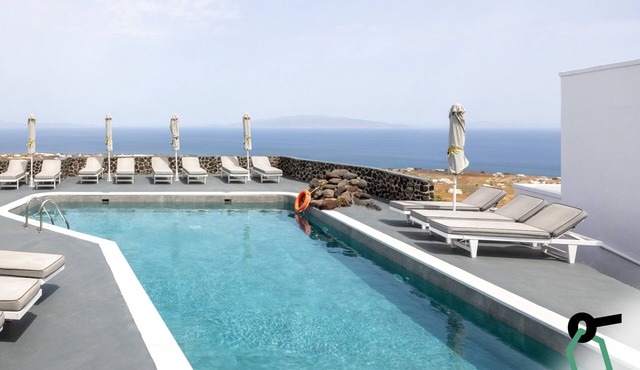Hotiday Santorini Sea View