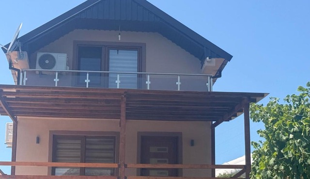 House Tickon Ostrog