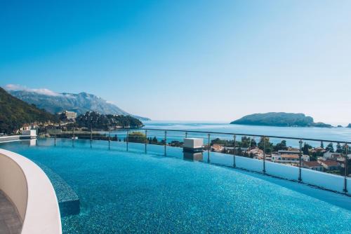 Iberostar Waves Slavija in Budva