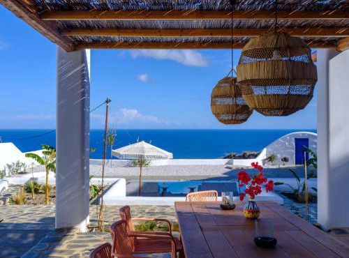 Iliolousto Luxury Cave Villa